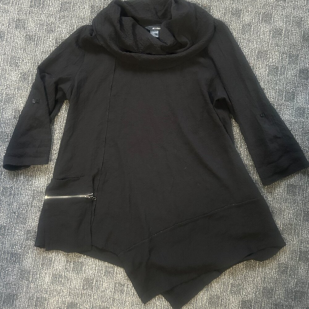 Ali Miles black gauzy crinkle cowl neck zipper asymmetrical pointed hem goth L